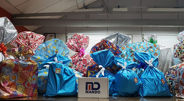 Presentes destinados a crianças da campanha do Natal Solidário